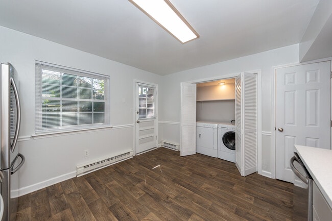 Photo - 9392 Pine Tree Rd