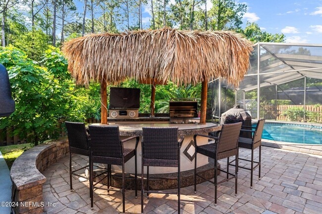425 Oak Pond Dr