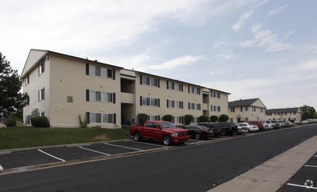 Sunset Peak Apartments