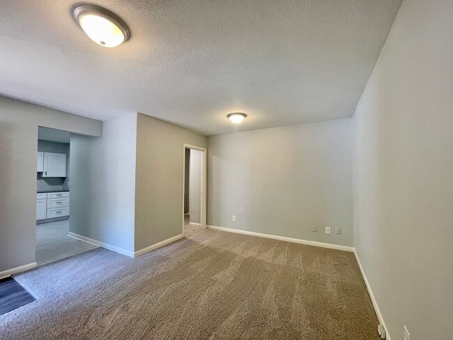 Newly renovated 2 bedroom apartment - Grea... - Newly renovated 2 bedroom apartment - Grea...