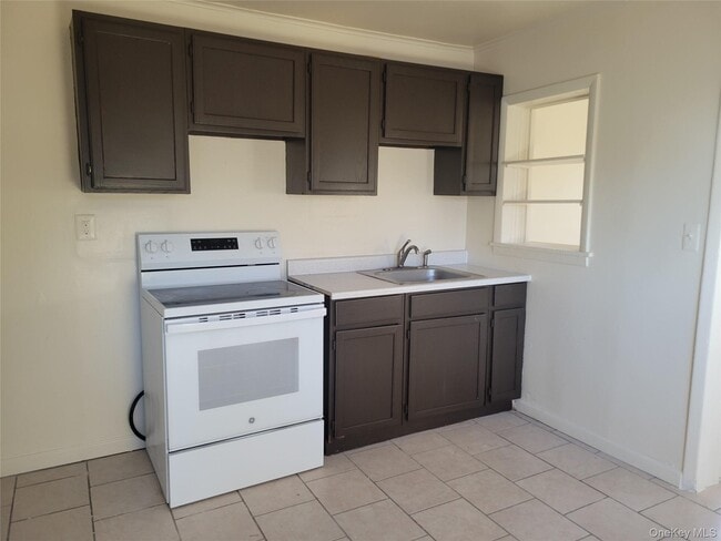 Photo - 3479 Lexington Ave Unit L8