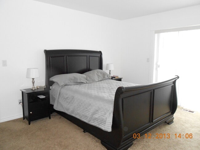 Photo - 044-4463-4465 Blueberry Duplex, Salem Unit 044-4465 Blueberry