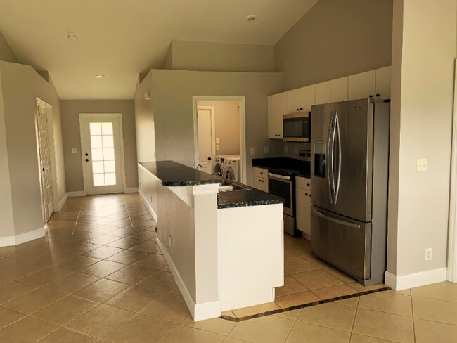 Photo - 1906 NE 18th Terrace