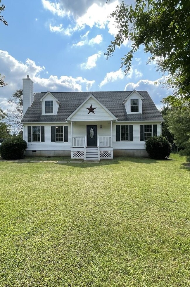 Building Photo - Recently Renovated Rancher Waiting for You!