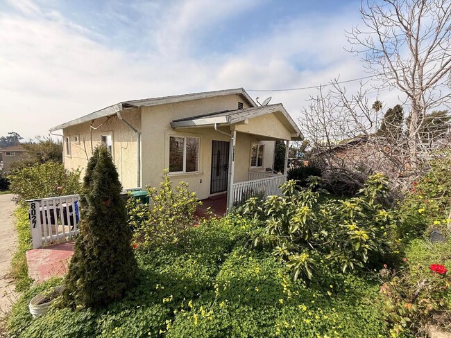 Photo - 8027 Ney Ave Unit 1