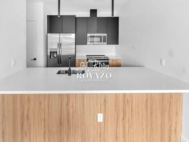 Photo - 39 Madison St Unit 404, 505, 510