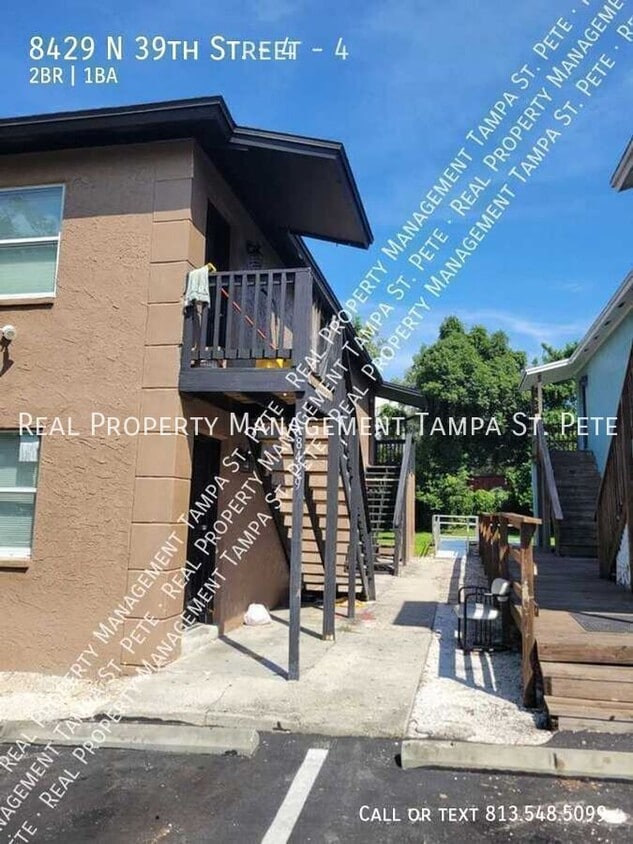 Photo - 8429 N 39th St.-4