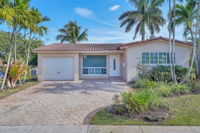 Photo - 2005 N 36th Ave