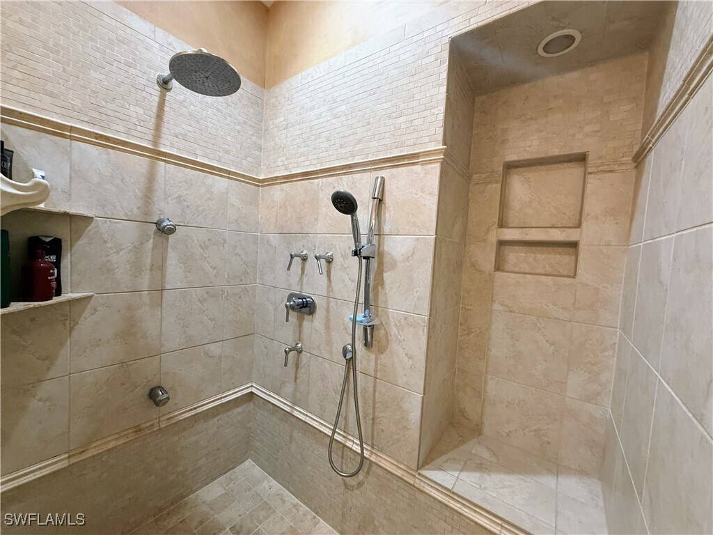 Photo - 24821 Lakemont Cove Ln Unit 201