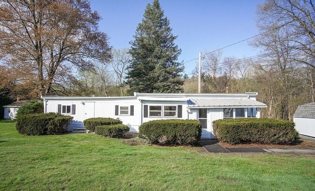 Building Photo - 2401 Westfield St