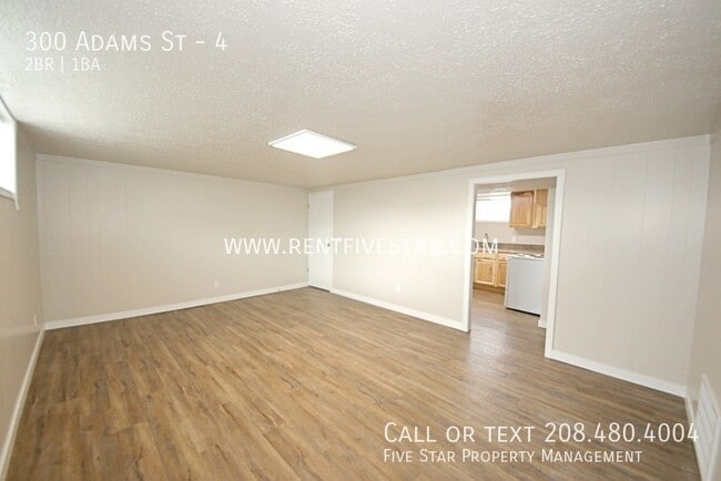 Photo - 300 Adams St Unit 4