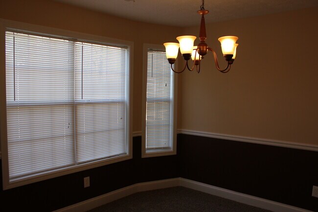 Photo - Beautiful 3 Bed, 2 Bath in Sought Out Area