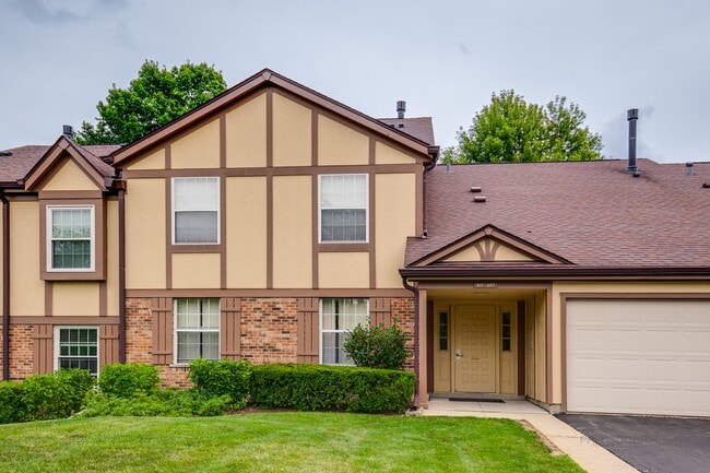 Photo - 1075 Auburn Ln Unit 1075