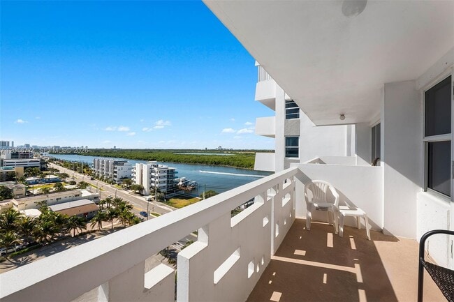 Photo - 3111 N Ocean Dr Unit 1110