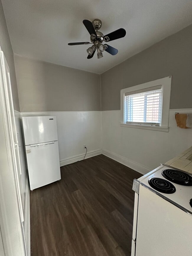 Photo - Stonehedge Hall LLC - 332 Unit 332-B