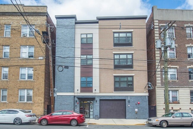 Photo - 7505 Park Ave