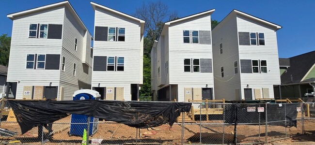 Building Photo - 393 Elm St NW Rental