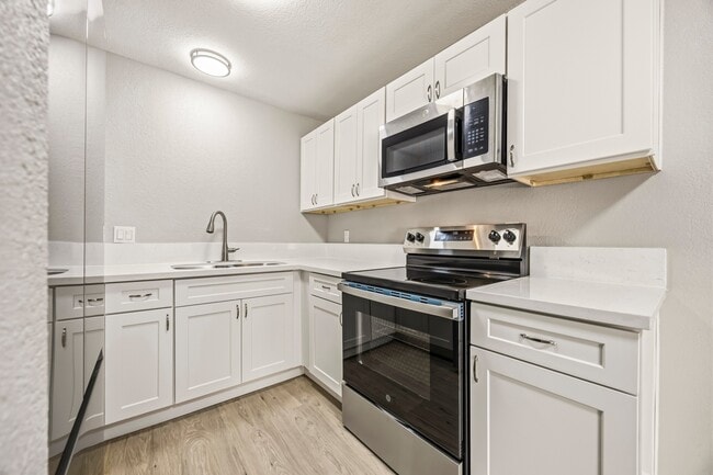 Chamoune Senior Apartments