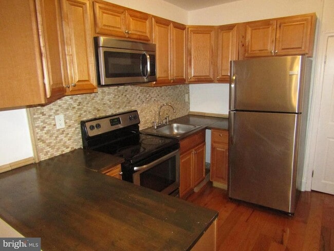 Photo - 2522 W Montgomery Ave