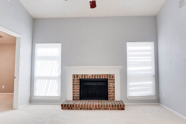 Photo - 3728 Whitefern Dr