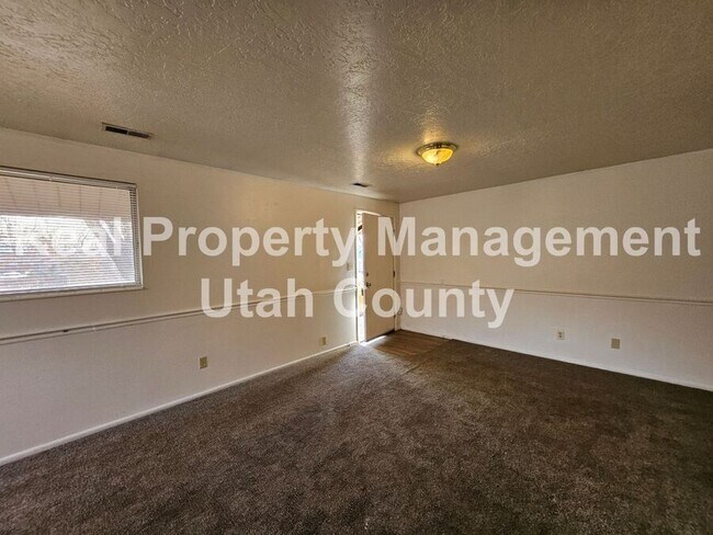 Photo - 1146 W 100 N Unit 8