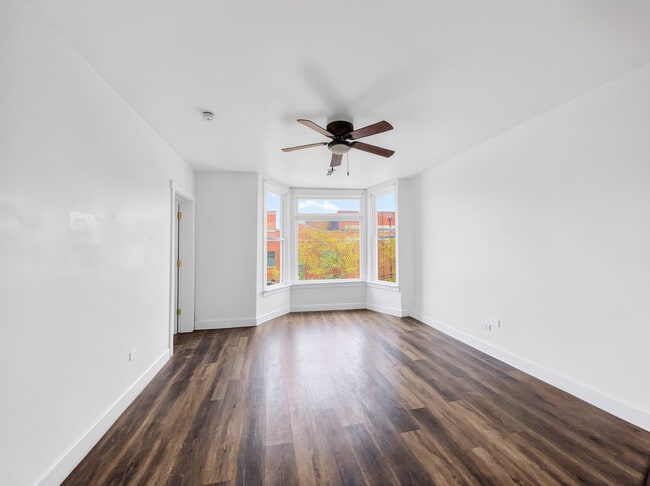 Photo - 9046 S Brandon Ave Unidad 3