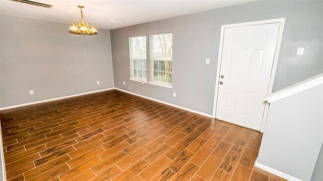 Photo - 6127 Lone Prairie Way