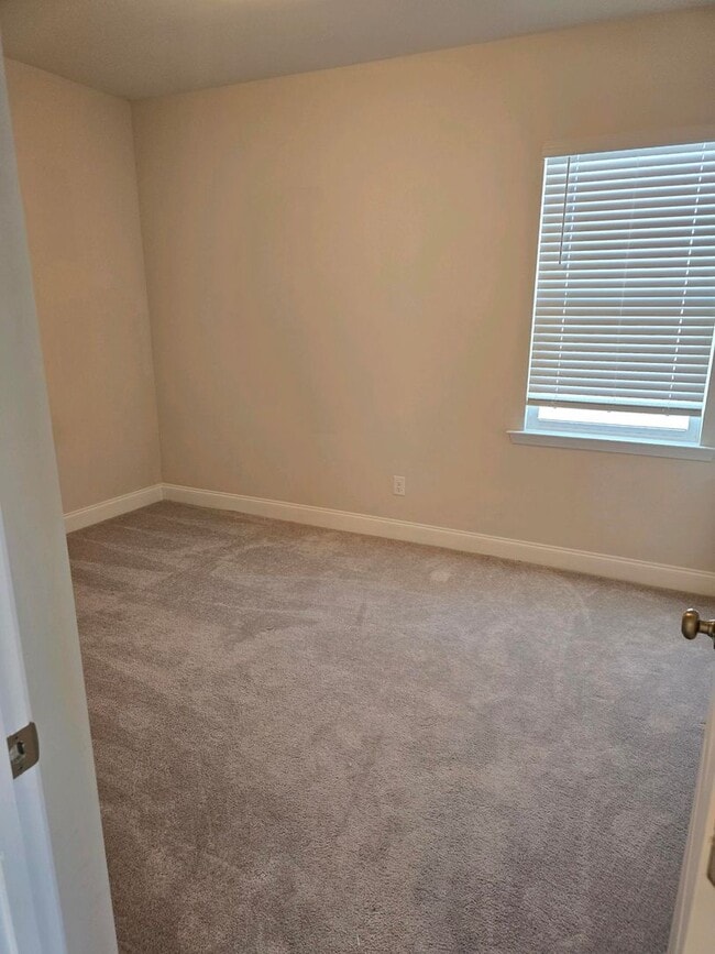 Photo - Exclusive 4-Bedroom Home in Hawthorne Landing with Luxury Upgrades & Spacious Amenities!