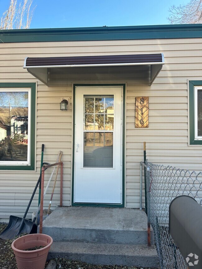 Building Photo - 816 Alder St Unit 816 Rental