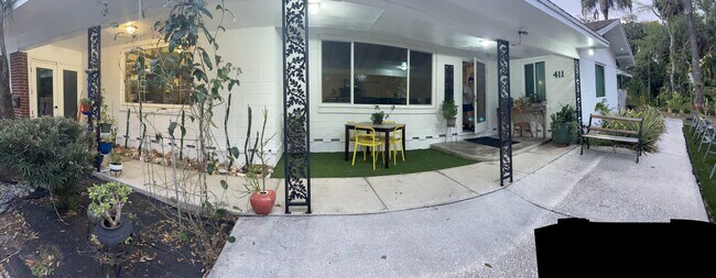 Photo - 411 W Flora St