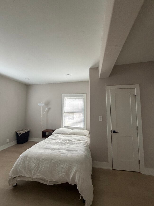 Photo - 721 S Rose St Unit Main Floor Room #1
