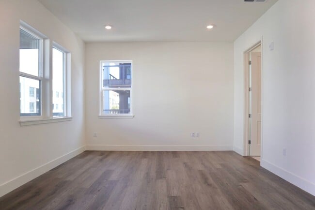 Photo - State of the Art Condo located in Fremont! – Metro West Community! Unit 301