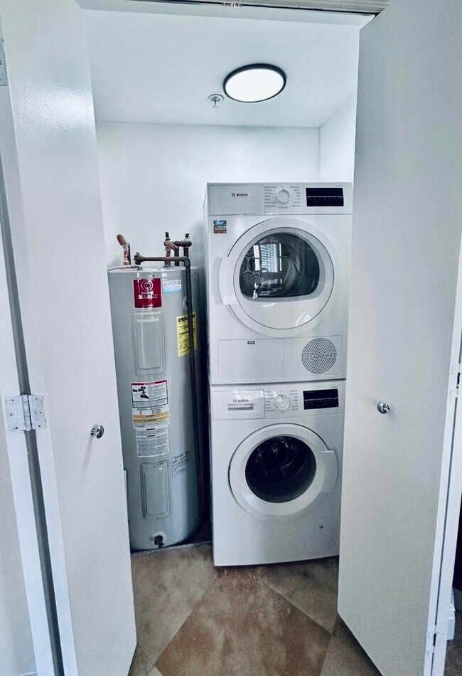 Photo - 19900 E Country Club Dr Unit 1020