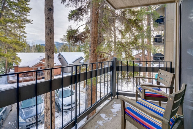 Photo - 1127 Ski Hill Rd Unidad SI ID1546373P