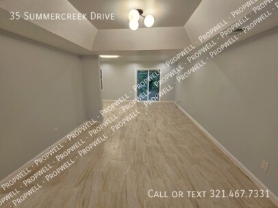 35 Summercreek Dr