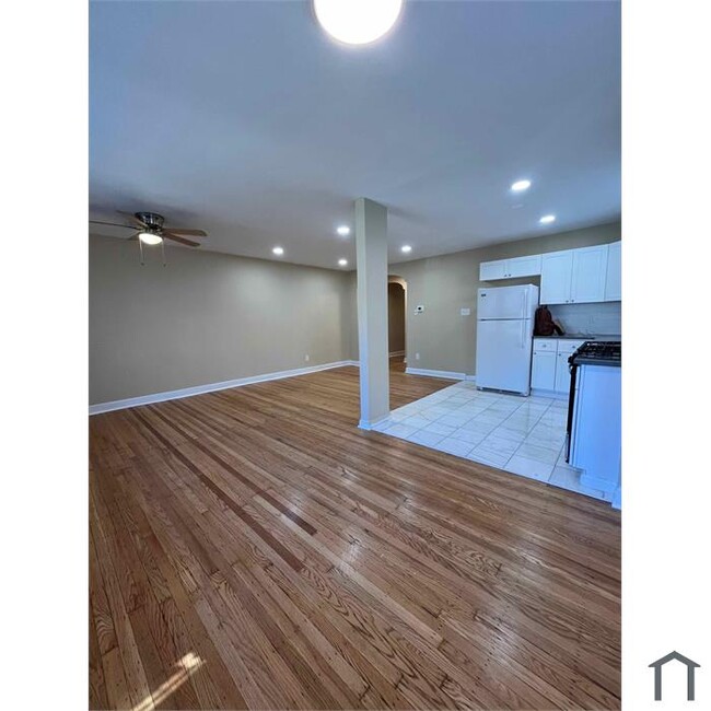 Photo - 2444 N 50th St