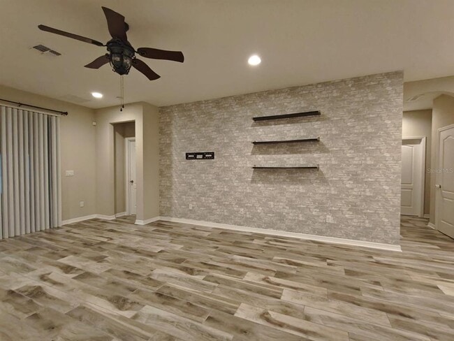 Photo - 4875 Sweet Blossom Cv