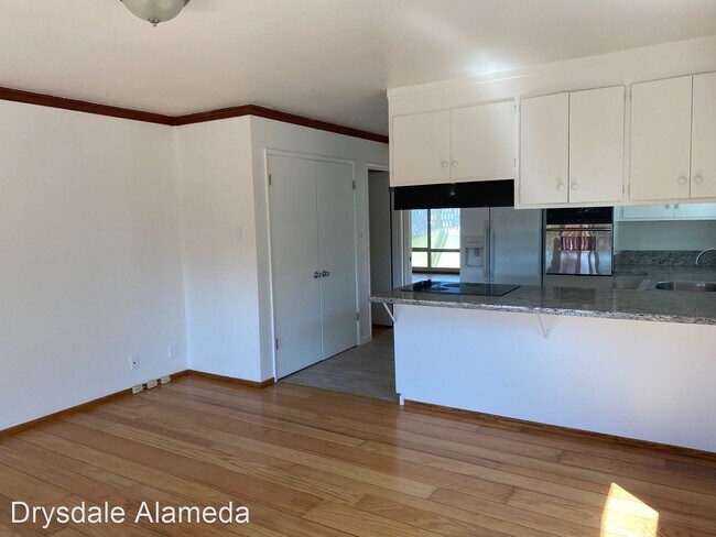 Photo - 3 br, 2 bath House - 417 Kitty Hawk Rd