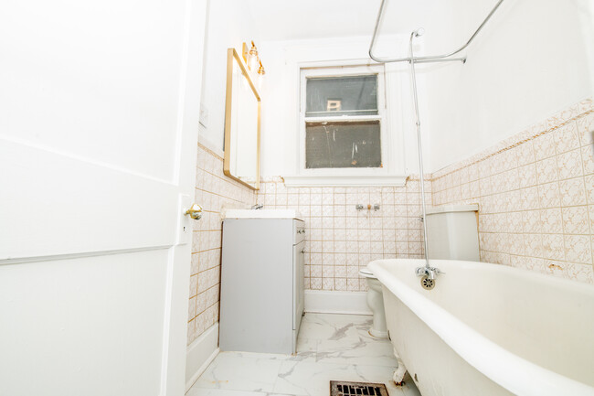 Photo - 1628 De Sales Ln Apartments Unit 1628 De Sales Ln