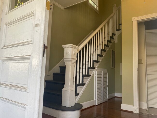 Photo - 200 S Elliott St