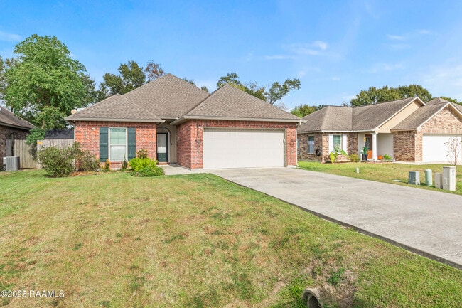 Photo - 307 Flanders Ridge Dr