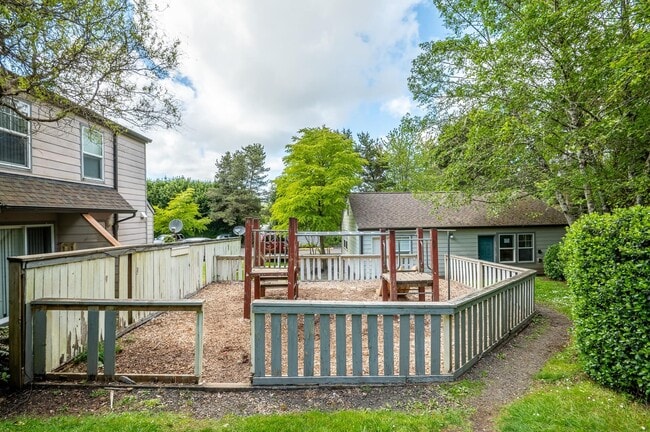 Photo - Elk Creek Terrace