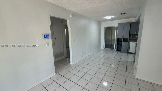 Photo - 5425 NW 16th St Unit 0