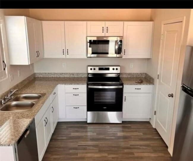 Photo - 3665 Koval Dr