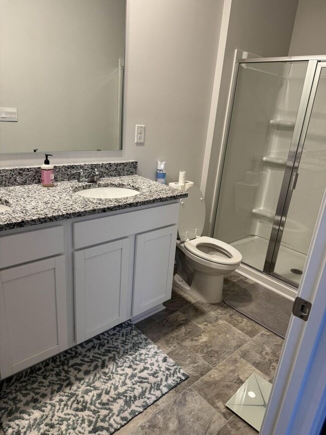 Photo - 469 Kentbury Ct