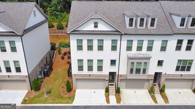 Photo - 413 Bishop Ln