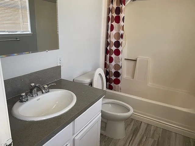 Photo - 7716 Partridge Ave