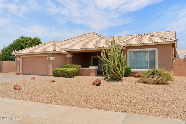 Photo - 13364 W Wilshire Dr