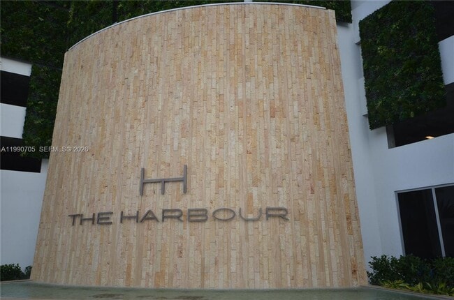 Photo - 16385 Biscayne Blvd Unit 518