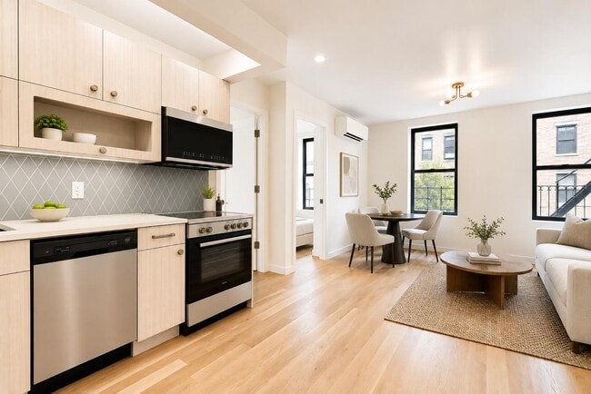 Building Photo - 524 W 134th St